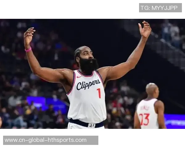 36岁哈登一战创7纪录显心酸！近三战场均40分钟 美记：奉献超小卡